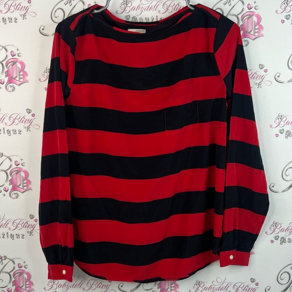 GAP long sleeve stripes Red and Black Striped Top button sleeve detail
